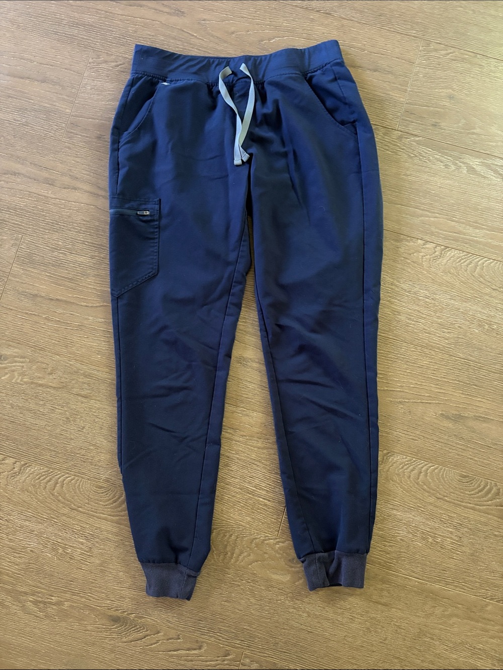 Figs women’s  Navy Joggers —medium tall